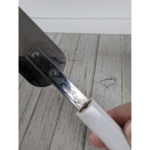Vintage ACE Chef Stainless Steel Spatula Icing Baking White Blue Handle - Picture 4 of 7